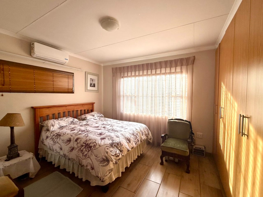 1 Bedroom Property for Sale in Langenhovenpark Free State